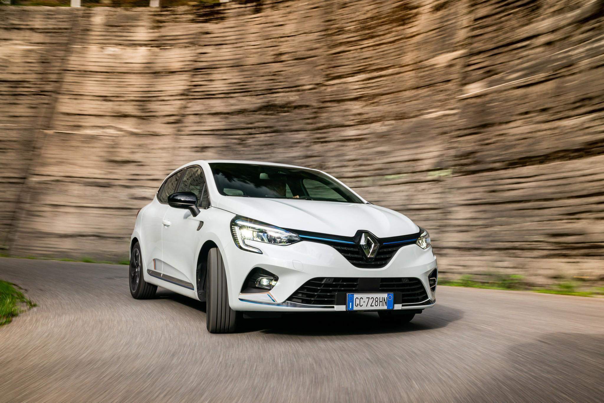 Renault Clio ETech la prova della full hybrid